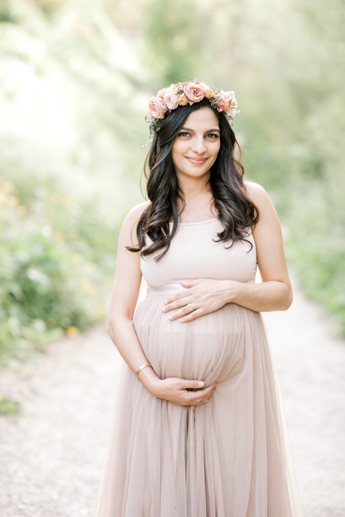Spring is in the air ~ Outdoor Maternity portraits ~ Austin Maternity ...